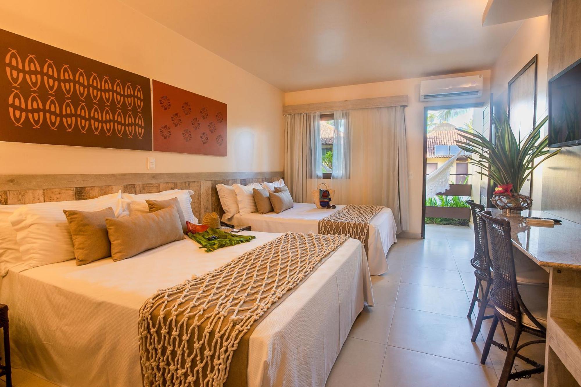 Quarto Triplo com Vista do Jardim