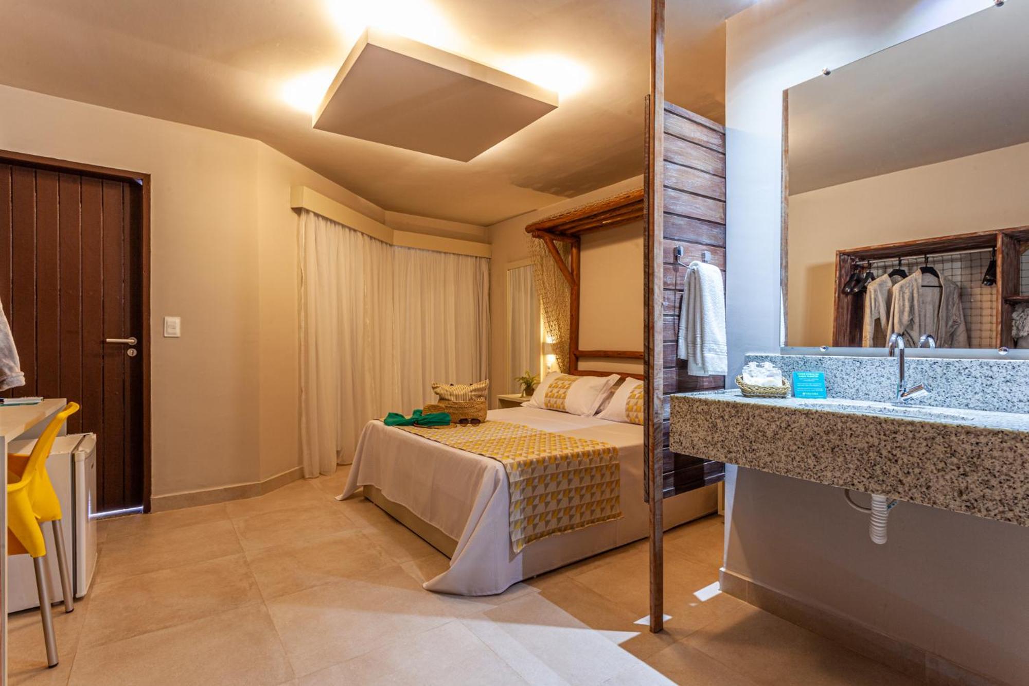 Deluxe Room,1622026267:JPEG